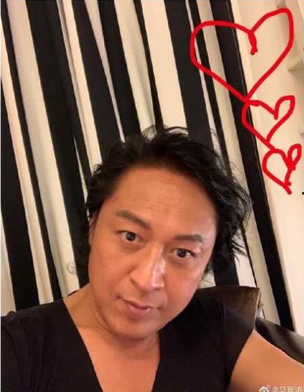 明星马景涛现状照片,岁月静好，风采依旧